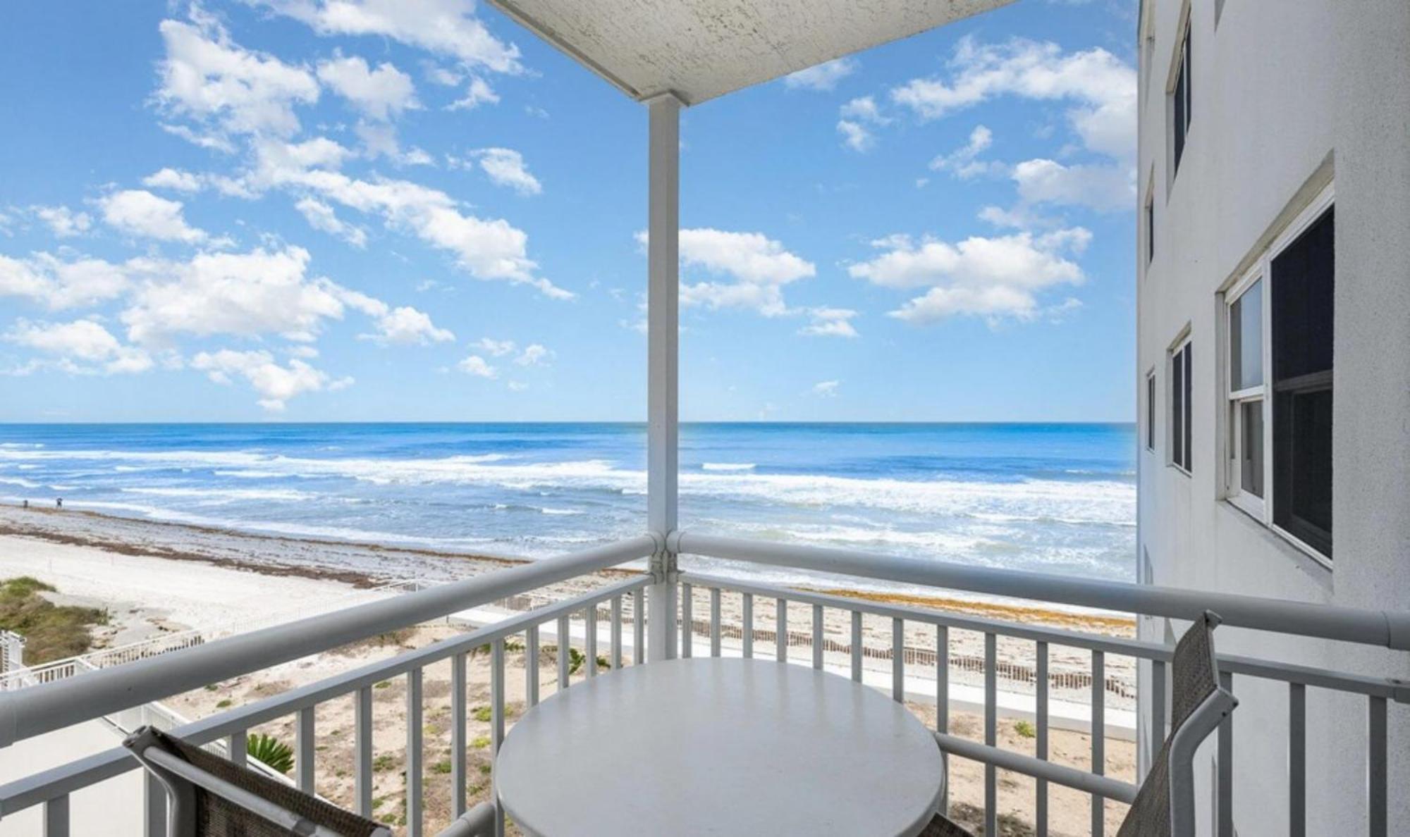 Space Coast Retreat At Sandpiper Towers Satellite Beach Exterior photo